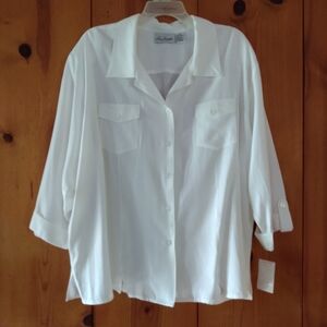 Lisa Josephs 3/4 Roll-Tab Sleeve Button Down Blouse